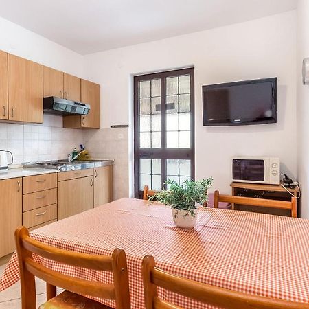 Milo Apartment Porec Exterior photo